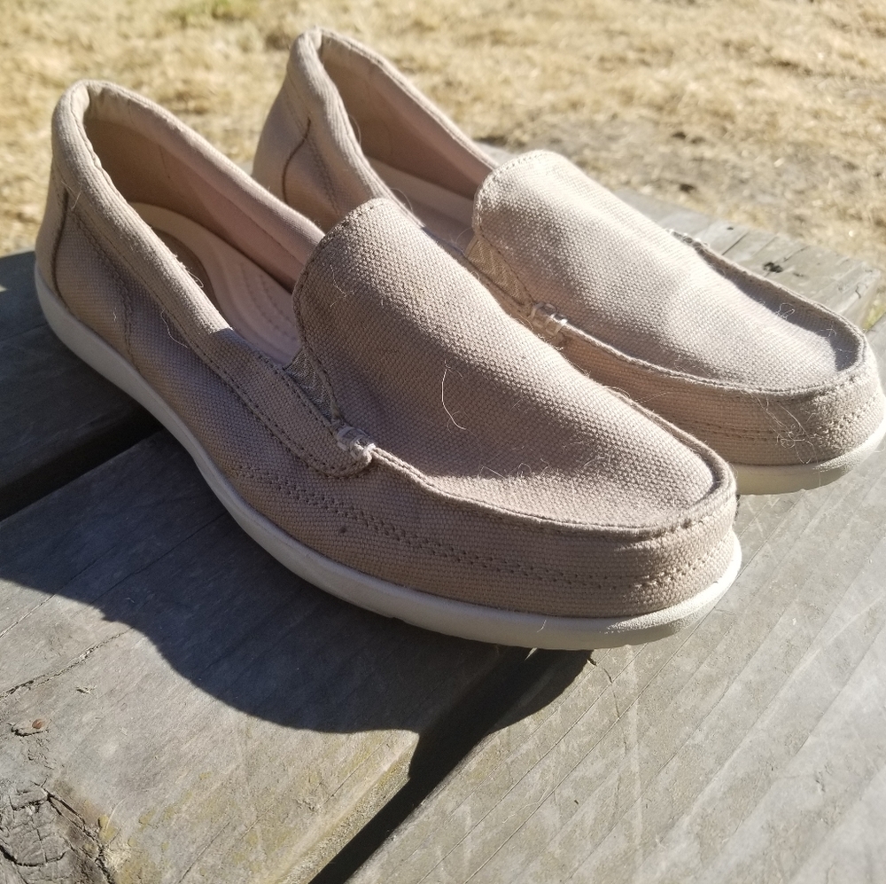 Crocs Flats